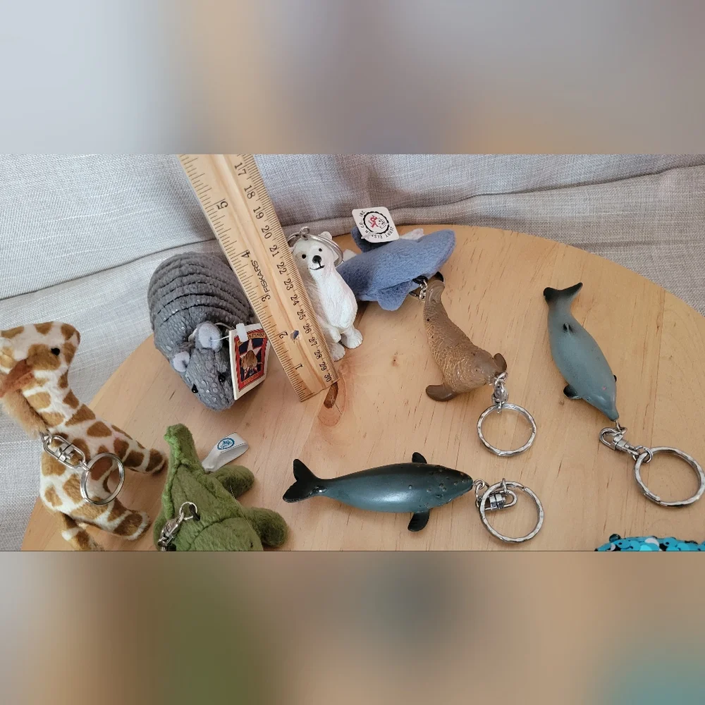 Vintage 1990's Lot of 12 Animal and Marine Life Key & Card Holders / Key Rings - Picture 4 of 16
